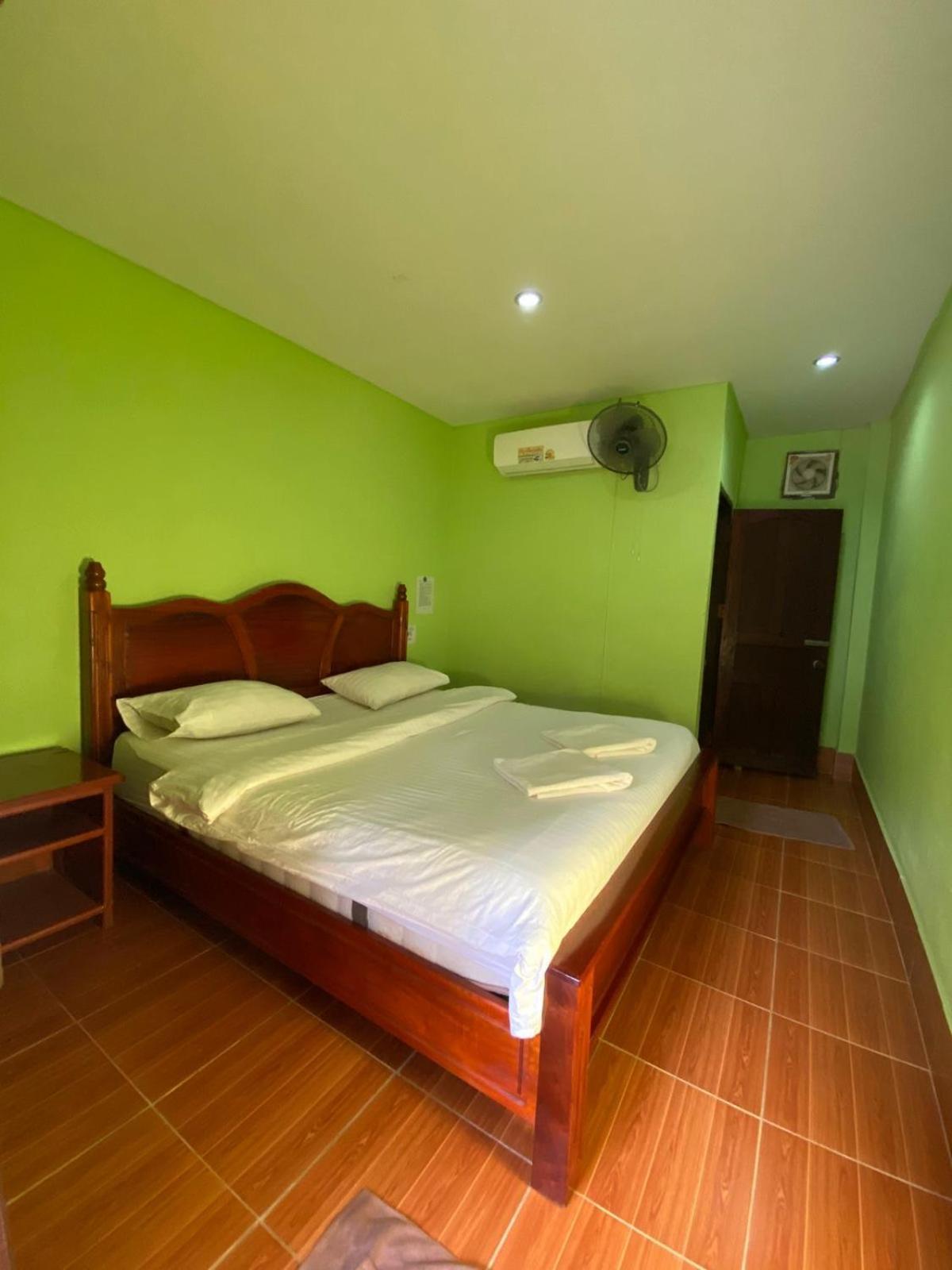 Letana Guesthouse Ban O Exterior foto