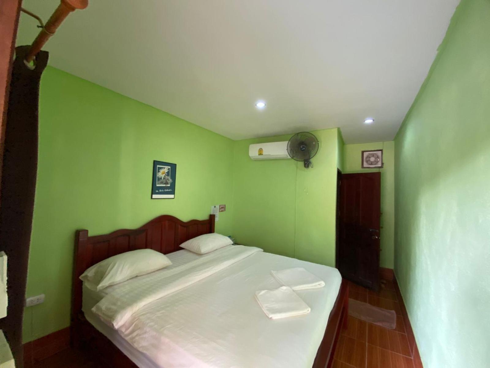 Letana Guesthouse Ban O Exterior foto